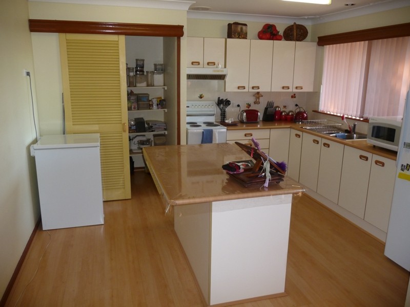 2 Cressington Way, Wallsend NSW 2287