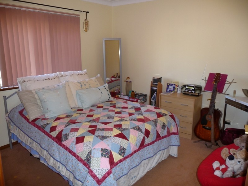2 Cressington Way, Wallsend NSW 2287