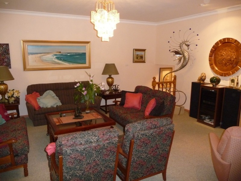 112 Dangerfield Drive, Elermore Vale NSW 2287