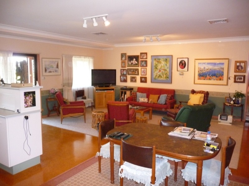 112 Dangerfield Drive, Elermore Vale NSW 2287