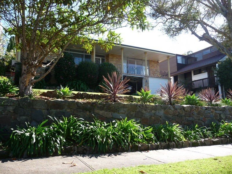 4 Elsworth Parade, Merewether Heights NSW 2291