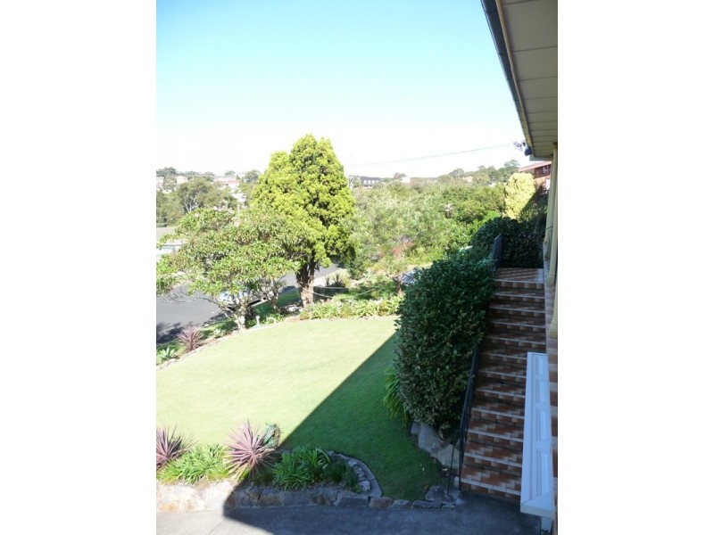 4 Elsworth Parade, Merewether Heights NSW 2291