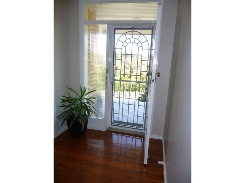 4 Elsworth Parade, Merewether Heights NSW 2291