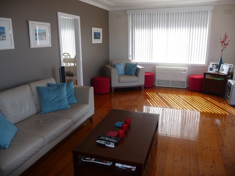 4 Elsworth Parade, Merewether Heights NSW 2291