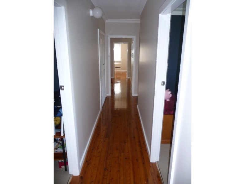 4 Elsworth Parade, Merewether Heights NSW 2291