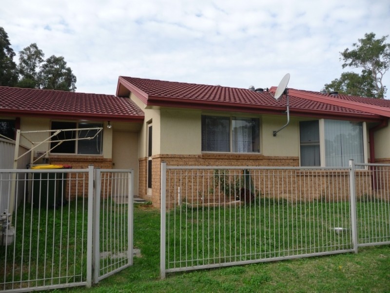 28/10 Molly Morgan Drive, East Maitland NSW 2323