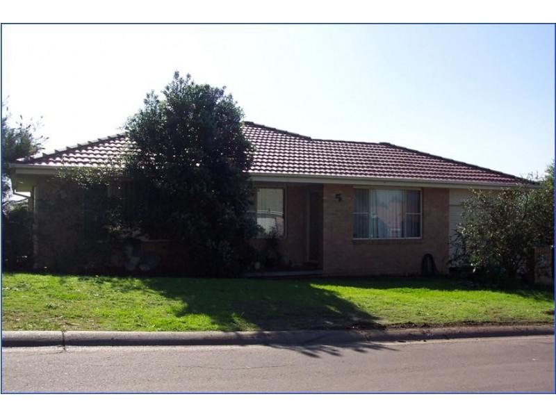 5 NARANGHI CIRCUIT, Maryland NSW 2287