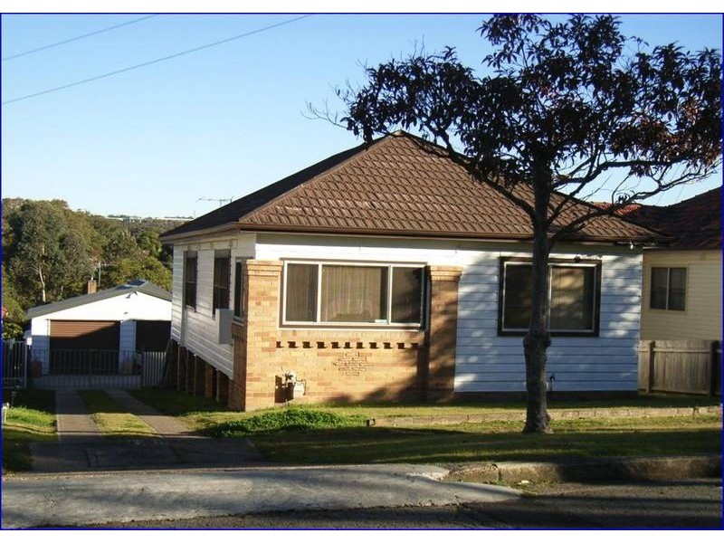 21 SECOND AVE, North Lambton NSW 2299