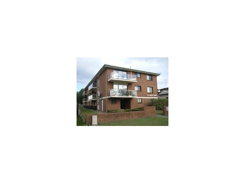 2/14 SELWYN ST, Merewether NSW 2291