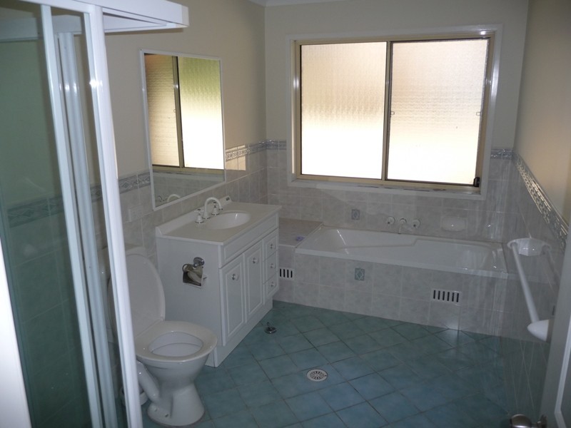 19 Express Circuit, Marmong Point NSW 2284