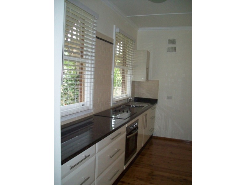 1/44 STEWART AVE, Hamilton East NSW 2303