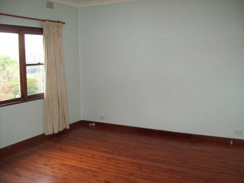 128 NORTHCOTT DR, Kotara NSW 2289