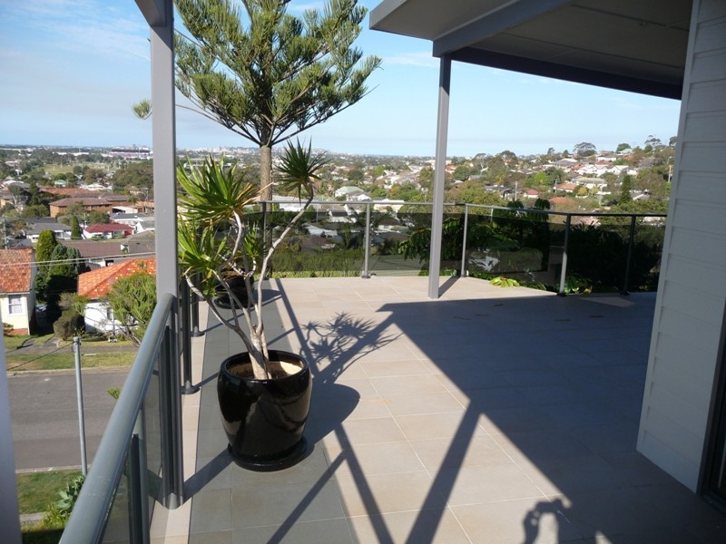 60 Chiplin Street, New Lambton NSW 2305