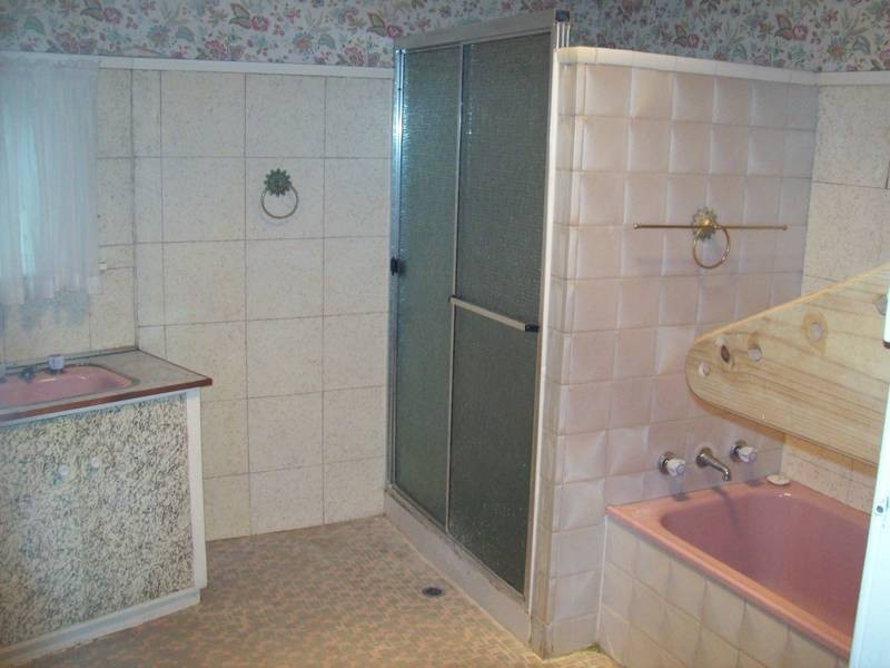 101 CHARLESTOWN RD, Kotara NSW 2289