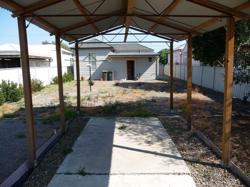 6 Mackie Avenue, New Lambton NSW 2305