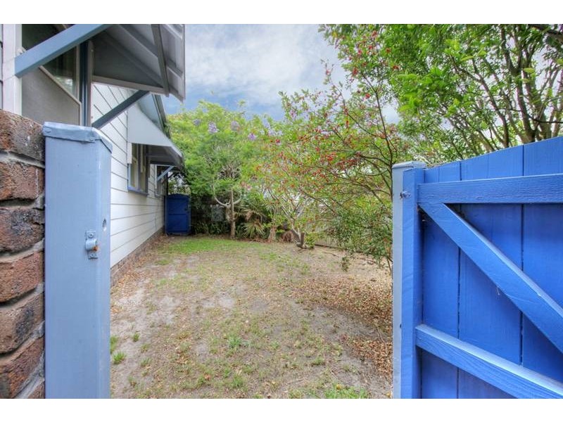 146 FULLERTON ST, Stockton NSW 2295