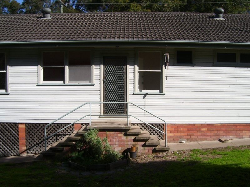 18 Flowerdale Avenue, Merewether NSW 2291