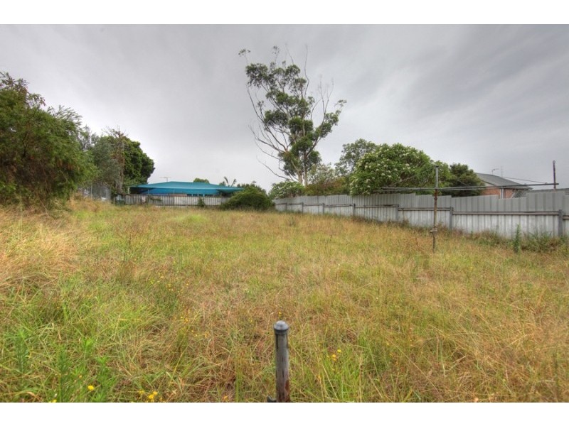 11 Gen Street, Belmont NSW 2280