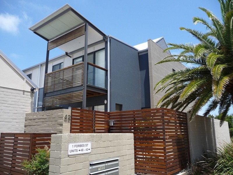 42/1 Forbes Street, Carrington NSW 2294