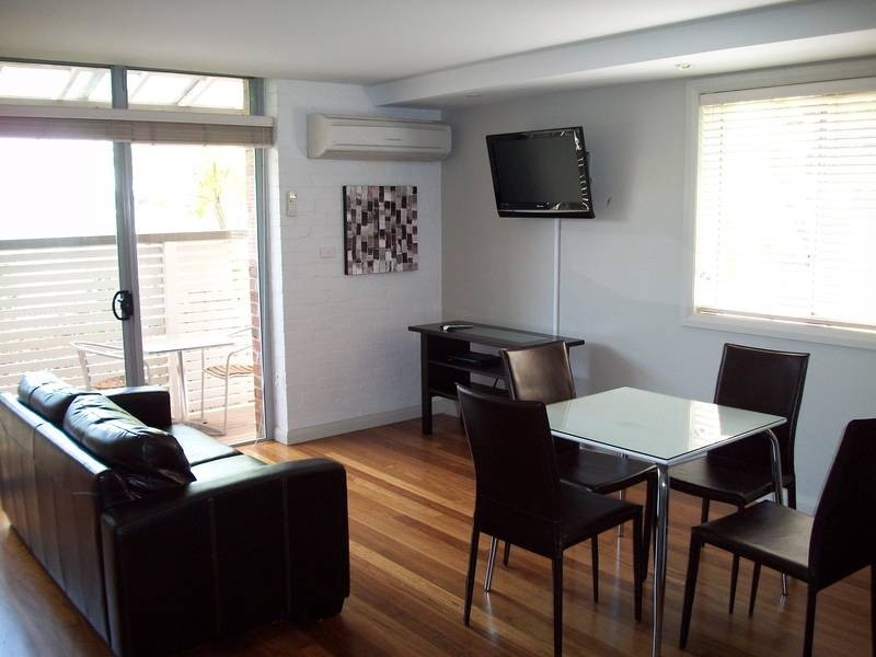 4/92A YOUNG STREET, Carrington NSW 2294