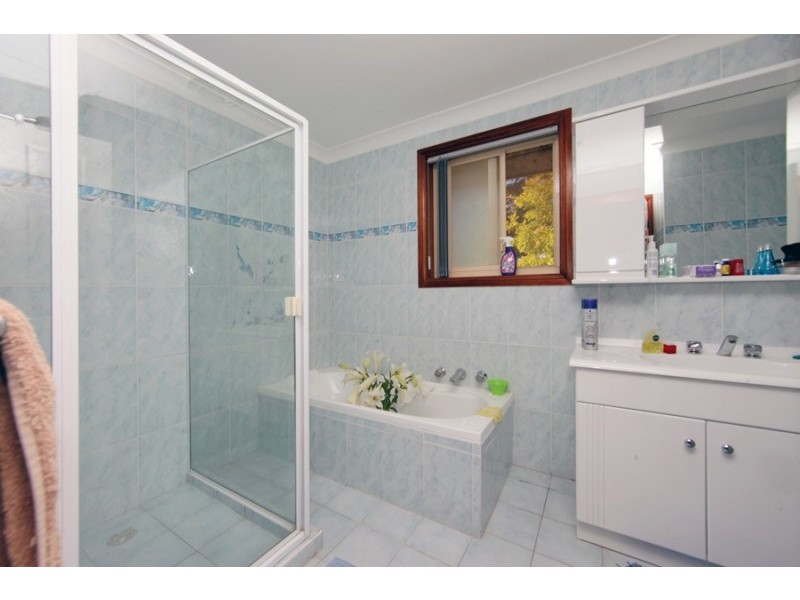 9 Habebe Close, Rankin Park NSW 2287