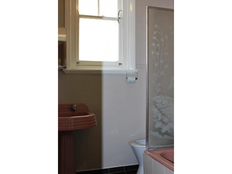 74 KERR ST, Mayfield NSW 2304