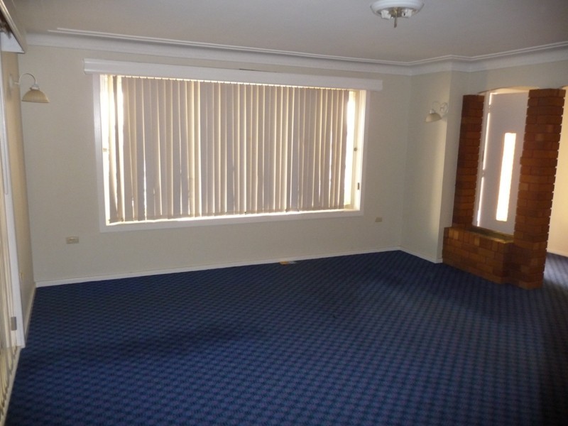 3 Sabah Close, Rankin Park NSW 2287