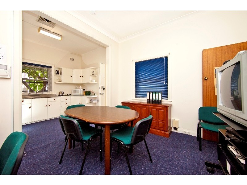 120 Tudor Street, Hamilton NSW 2303