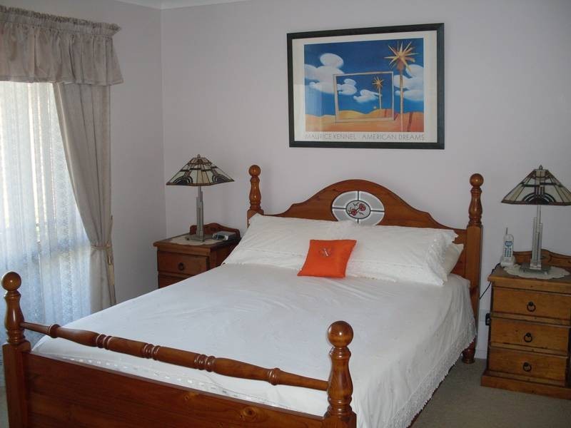 46 FLAMINGO DR, Cameron Park NSW 2285