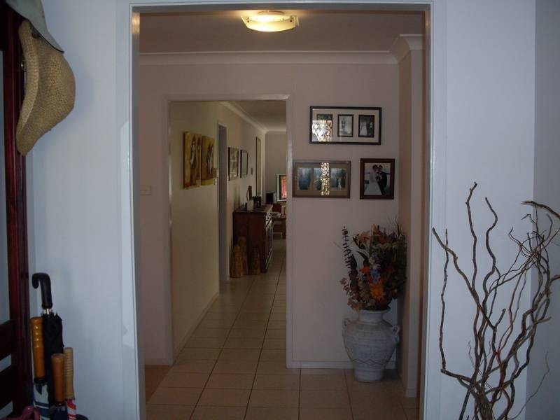 46 FLAMINGO DR, Cameron Park NSW 2285