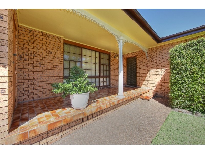 29 Dangerfield Drive, Rankin Park NSW 2287