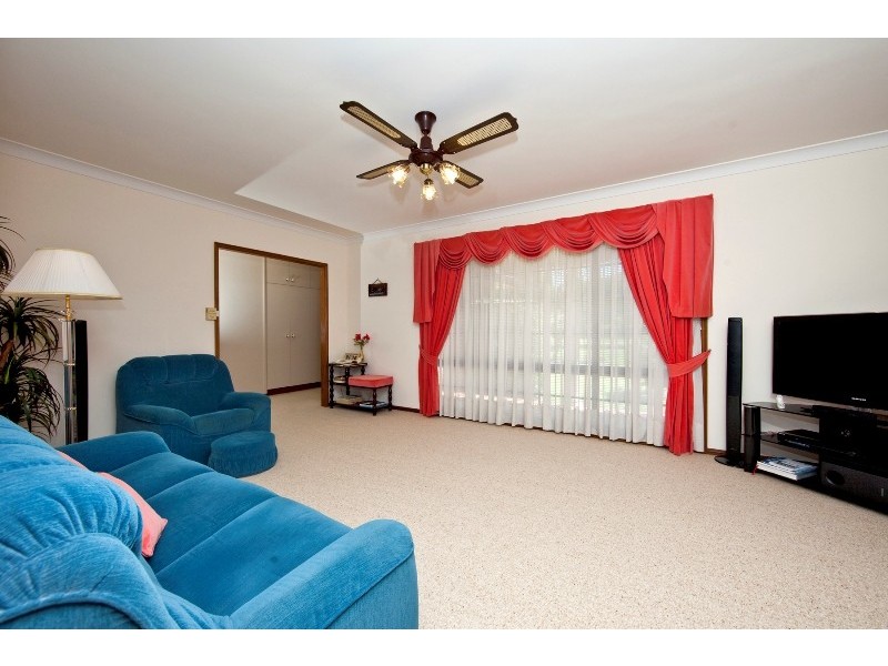 29 Dangerfield Drive, Rankin Park NSW 2287