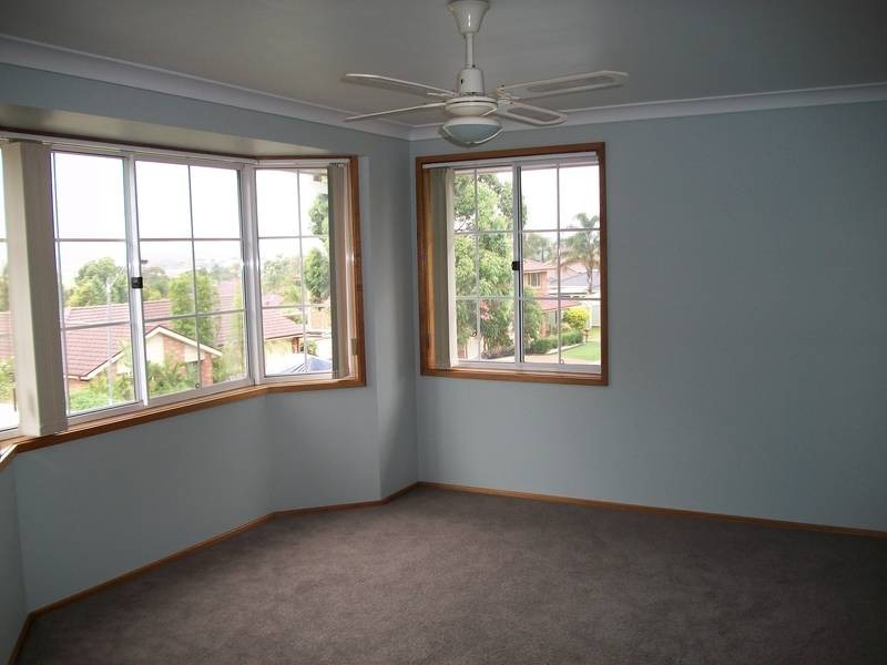 2 ANGALA CRESCENT, Maryland NSW 2287