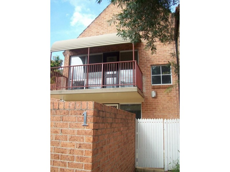 1/5 DAWSON STREET, Cooks Hill NSW 2300