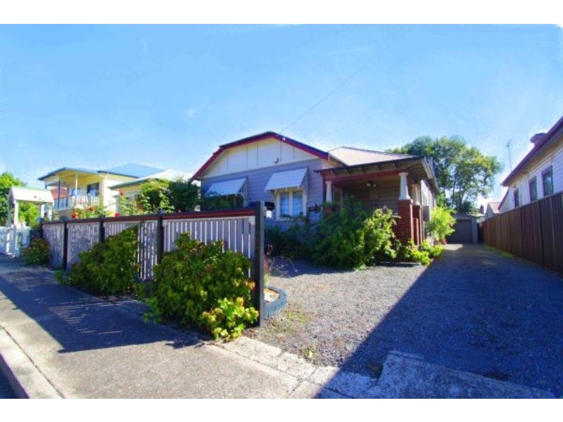 36 Kerr Street, Mayfield NSW 2304