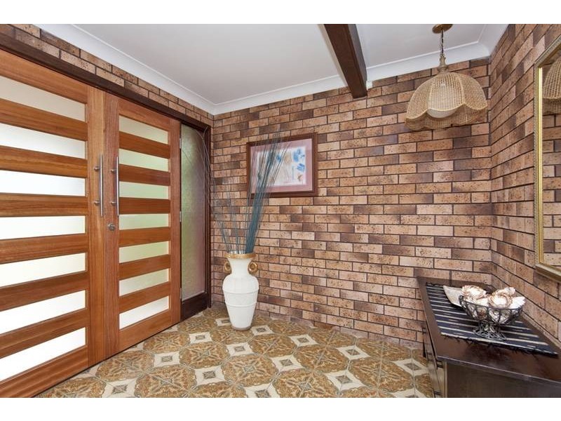 68 Regal Way, Valentine NSW 2280