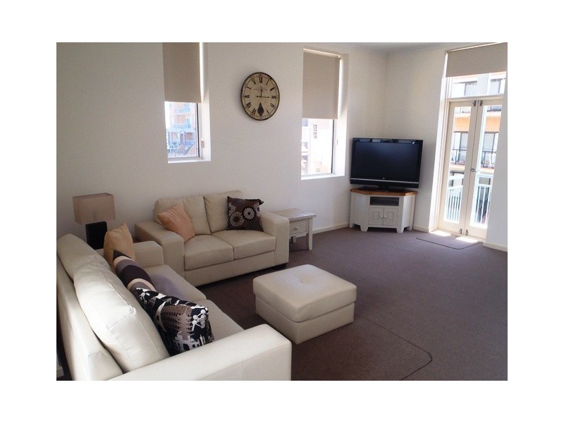 4/19 SCOTT ST, Newcastle NSW 2300