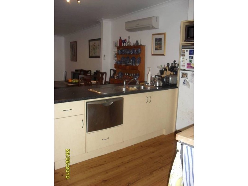 55 MAITLAND ST, Stockton NSW 2295