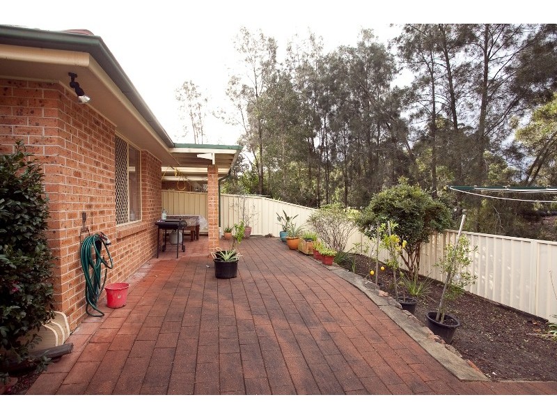 2/9 Excalibur Parade, Valentine NSW 2280