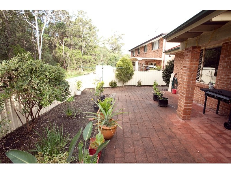 2/9 Excalibur Parade, Valentine NSW 2280