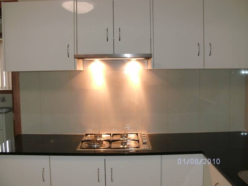 3/10 THE CRESCENT, Jesmond NSW 2299