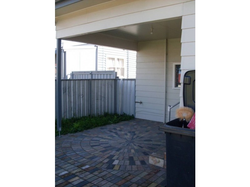 18 ST GEORGES RD, New Lambton NSW 2305