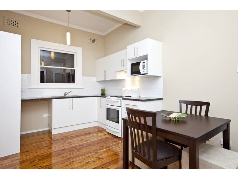 30 Woodstock Street, Mayfield NSW 2304