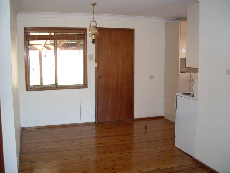 30 Delasala Drive, Macquarie Hills NSW 2285