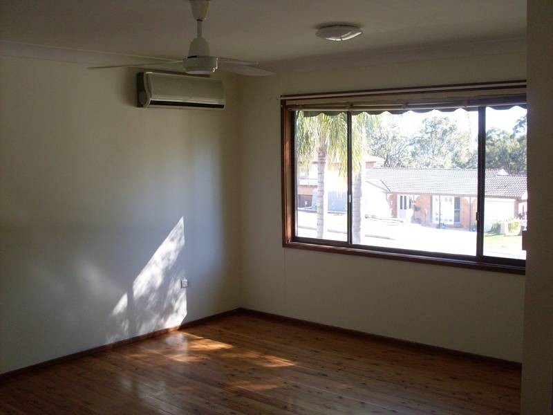 30 Delasala Drive, Macquarie Hills NSW 2285