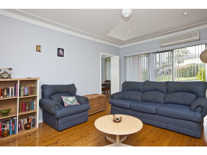 32 Morton Parade, Rankin Park NSW 2287