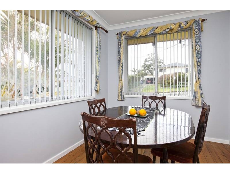 32 Morton Parade, Rankin Park NSW 2287