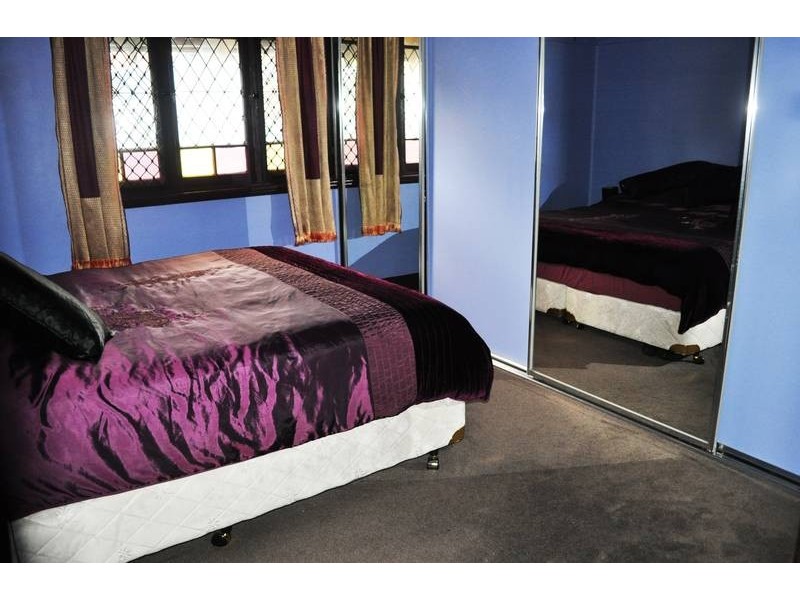 8 THOMAS ST, Mayfield NSW 2304