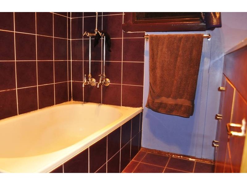 8 THOMAS ST, Mayfield NSW 2304