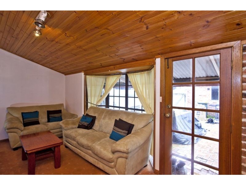 14 BULL ST, Cooks Hill NSW 2300